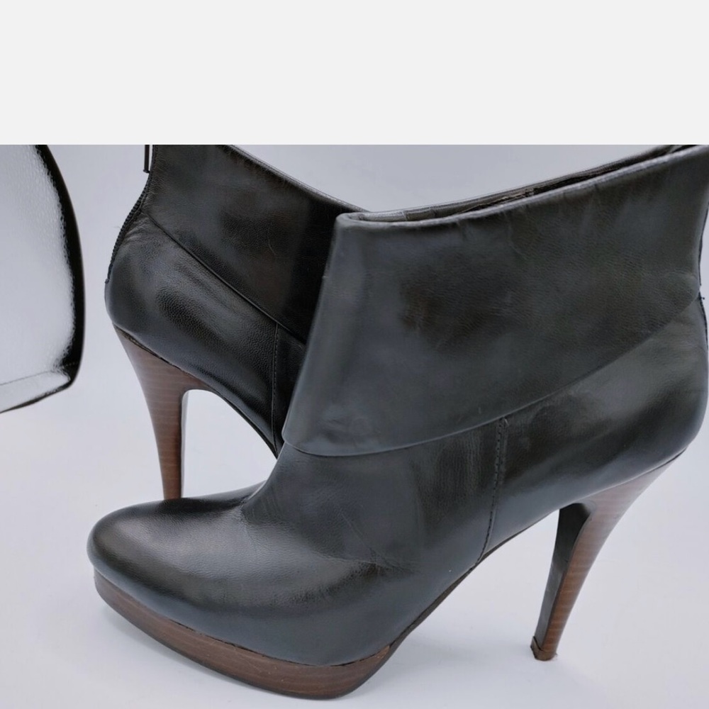 Steve Madden Trisha Leather Ankle Boot
